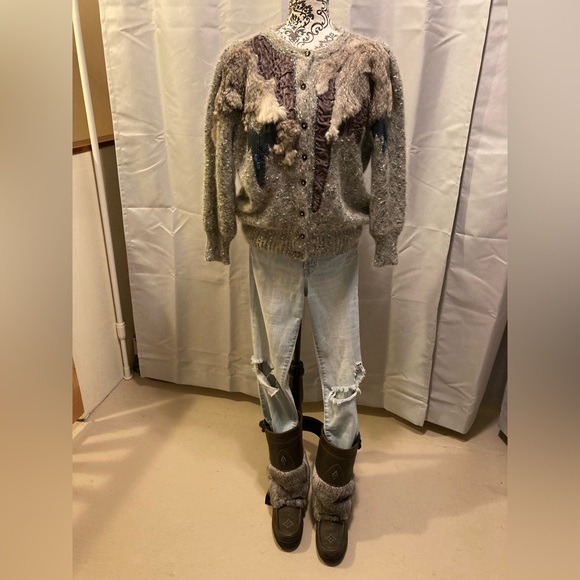Vintage SWEATER Wool ~ Buttoned (M) Cardigan ~ multi/media/lapis lazuli/fur - Picture 2 of 16